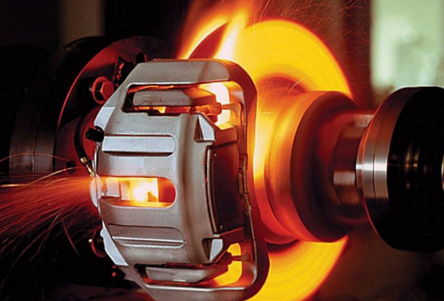 The differences between drum brakes and disc brakes